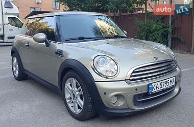 Хетчбек MINI Cooper 2010 в Києві