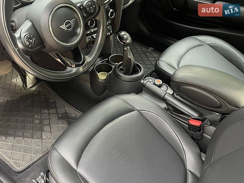 Хэтчбек MINI Cooper 2019 в Львове