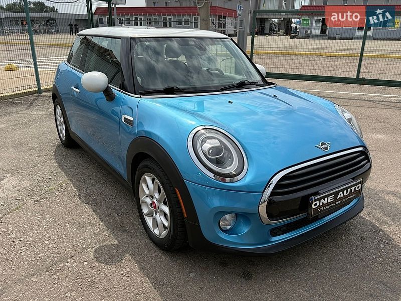 Хетчбек MINI Cooper 2018 в Березенщиній