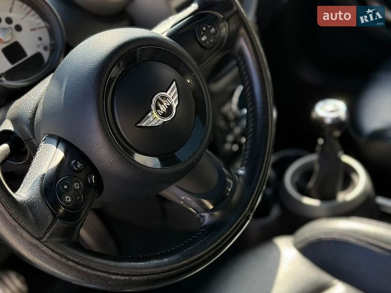 Хэтчбек MINI Cooper 2011 в Костополе