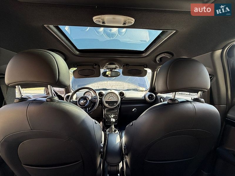 Хэтчбек MINI Cooper 2011 в Костополе