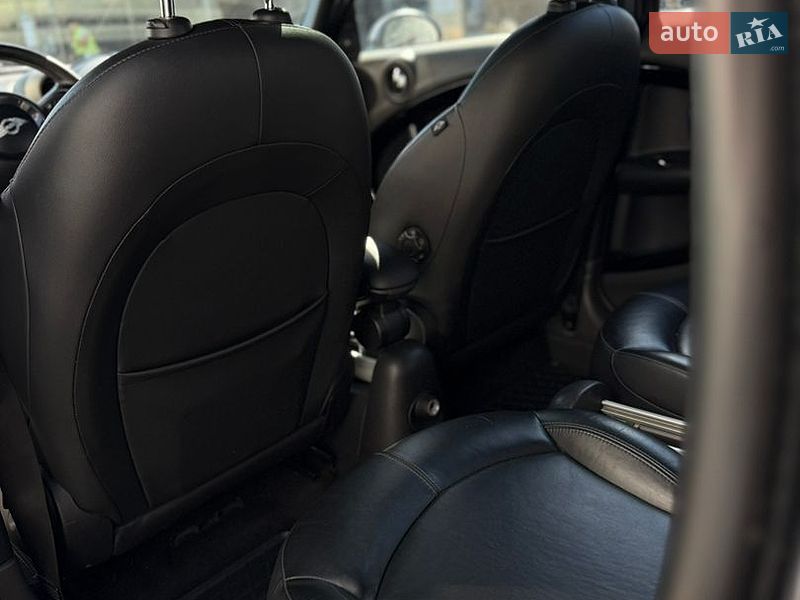 Хэтчбек MINI Cooper 2011 в Костополе
