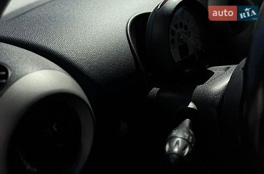 Хэтчбек MINI Cooper 2011 в Костополе