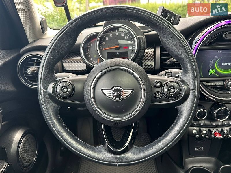 Хэтчбек MINI Cooper 2016 в Киеве