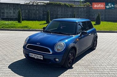 Хетчбек MINI Cooper 2007 в Житомирі Хетчбек MINI Cooper 2007 в Житомирі