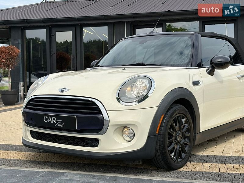 Хэтчбек MINI Cooper 2017 в Львове