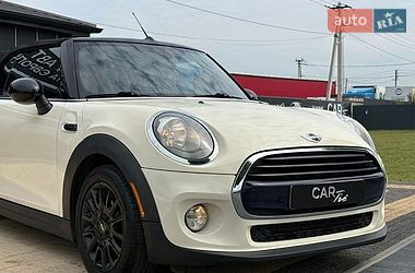 Хэтчбек MINI Cooper 2017 в Львове