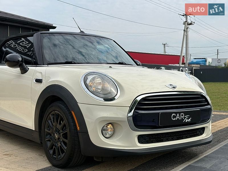 Хэтчбек MINI Cooper 2017 в Львове