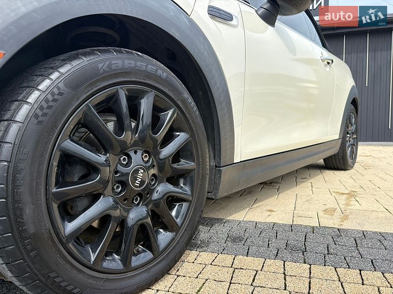 Хэтчбек MINI Cooper 2017 в Львове