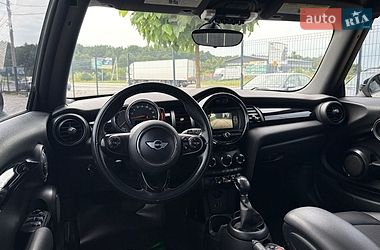 Хэтчбек MINI Cooper 2017 в Львове
