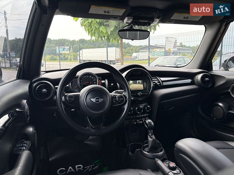 Хэтчбек MINI Cooper 2017 в Львове