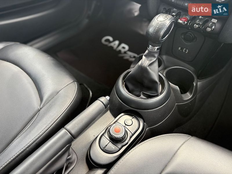 Хэтчбек MINI Cooper 2017 в Львове