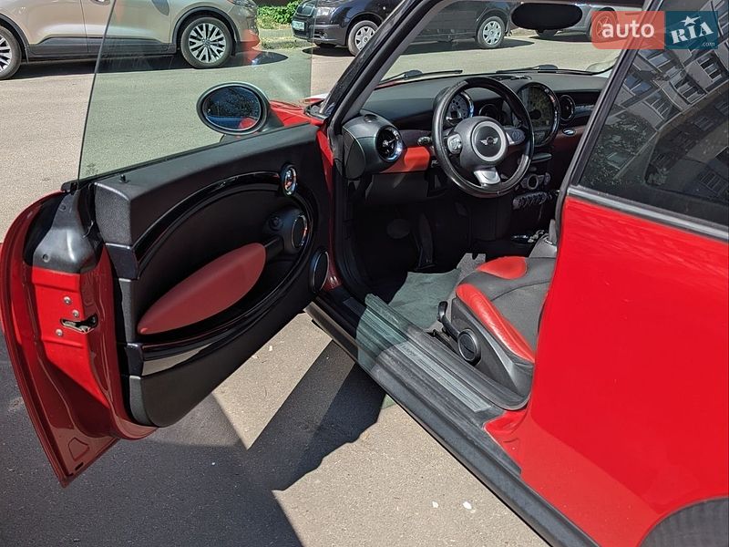 Хетчбек MINI Cooper 2010 в Києві