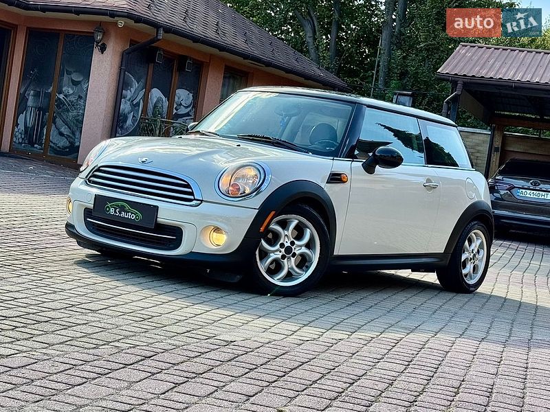 Хэтчбек MINI Cooper 2011 в Мукачево фото Хэтчбек MINI Cooper 2011 в Мукачево