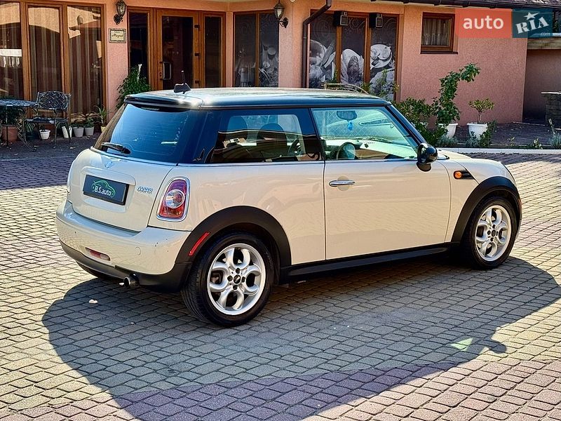 Хэтчбек MINI Cooper 2011 в Мукачево фото 16 Хэтчбек MINI Cooper 2011 в Мукачево