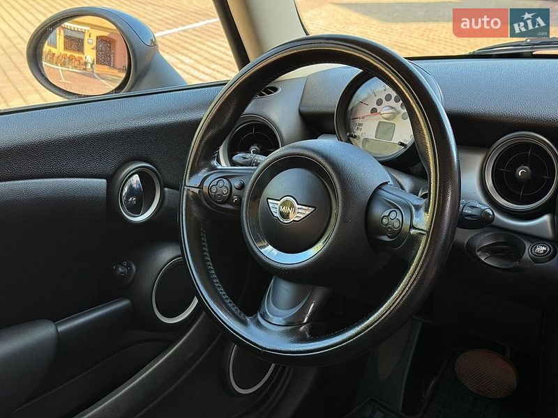 Хэтчбек MINI Cooper 2011 в Мукачево фото 27 Хэтчбек MINI Cooper 2011 в Мукачево