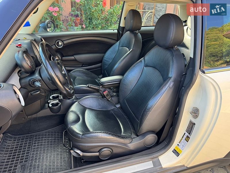 Хэтчбек MINI Cooper 2011 в Мукачево фото 24 Хэтчбек MINI Cooper 2011 в Мукачево