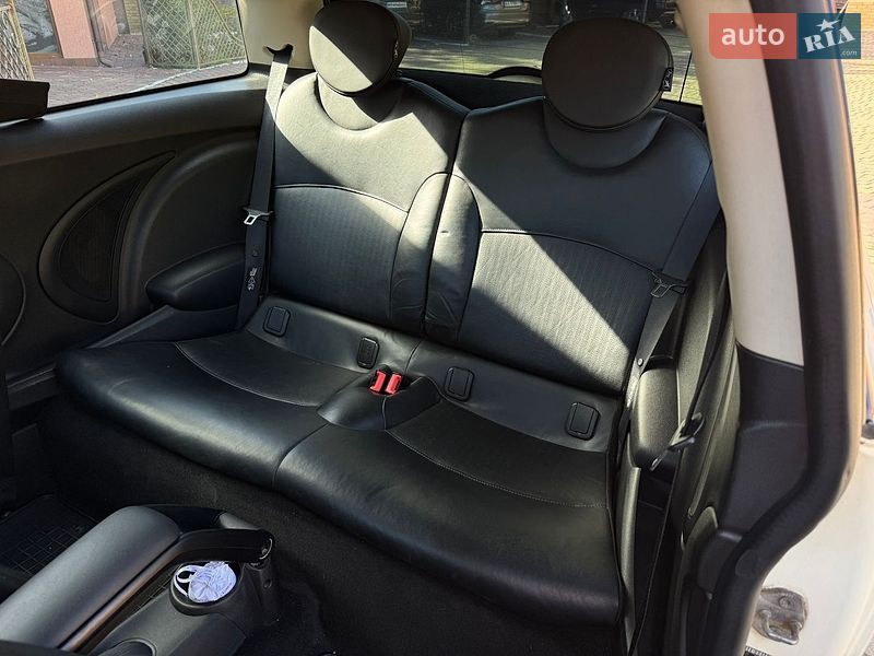 Хэтчбек MINI Cooper 2011 в Мукачево фото 35 Хэтчбек MINI Cooper 2011 в Мукачево