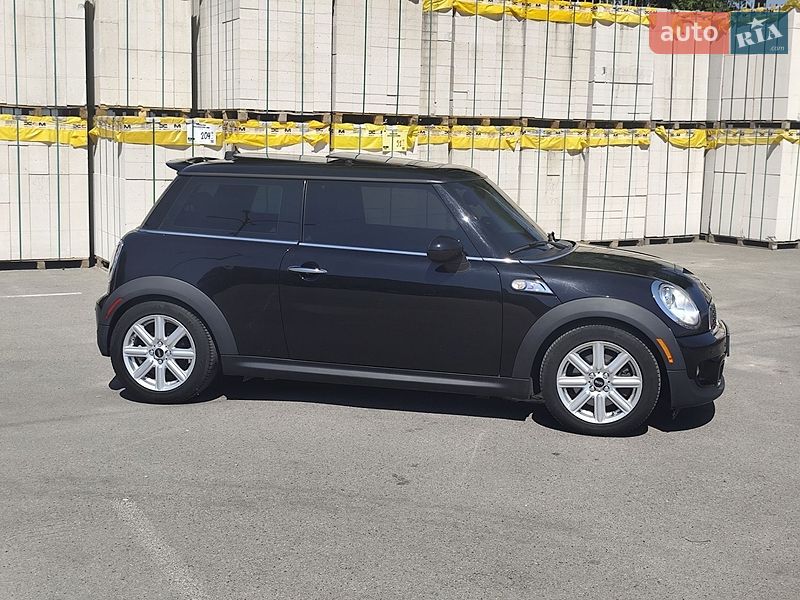 Хетчбек MINI Cooper 2013 в Дніпрі