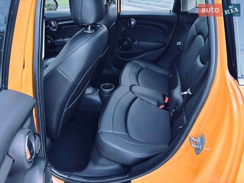 Хетчбек MINI Cooper 2015 в Києві