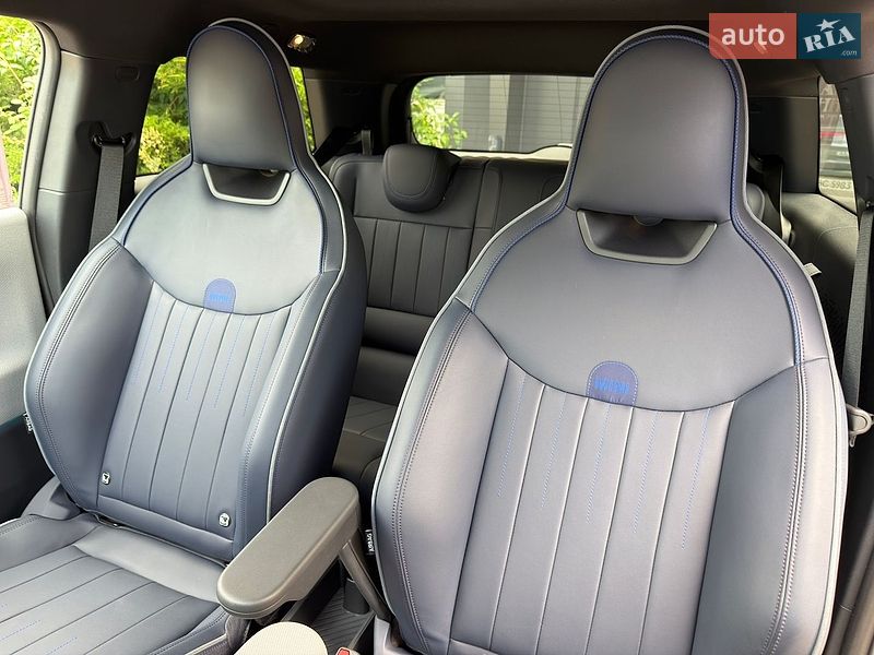 Хэтчбек MINI Cooper 2024 в Львове