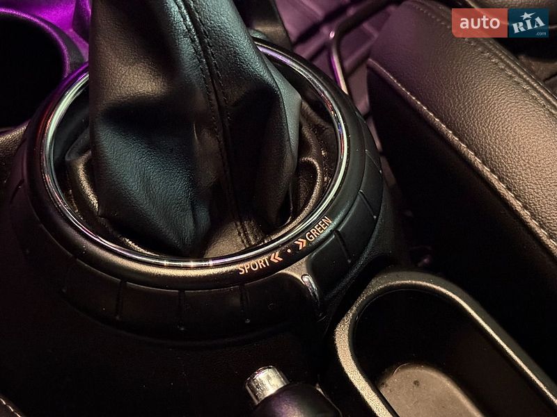 Хетчбек MINI Cooper 2014 в Тернополі