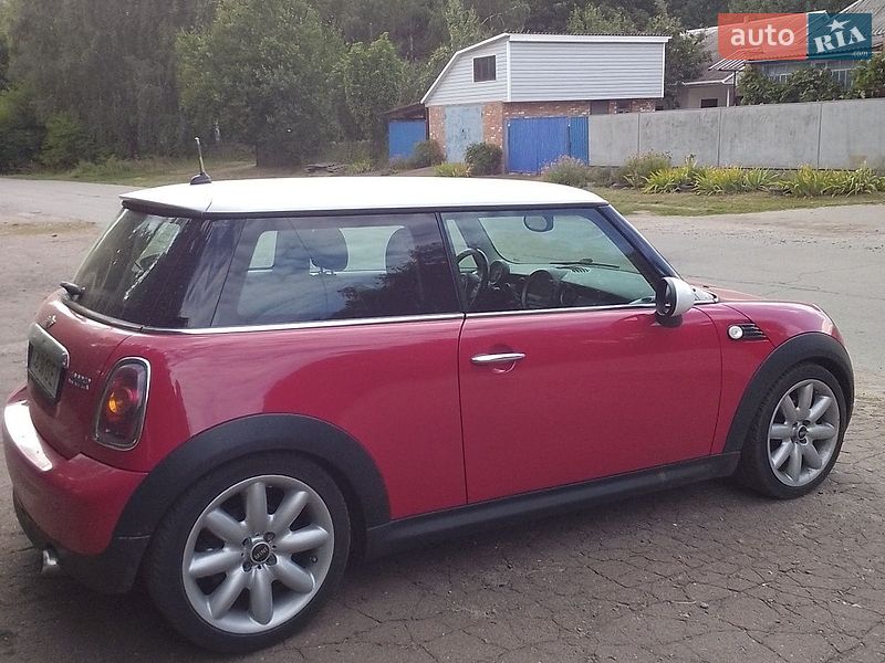 Хэтчбек MINI Cooper 2008 в Талалаевке