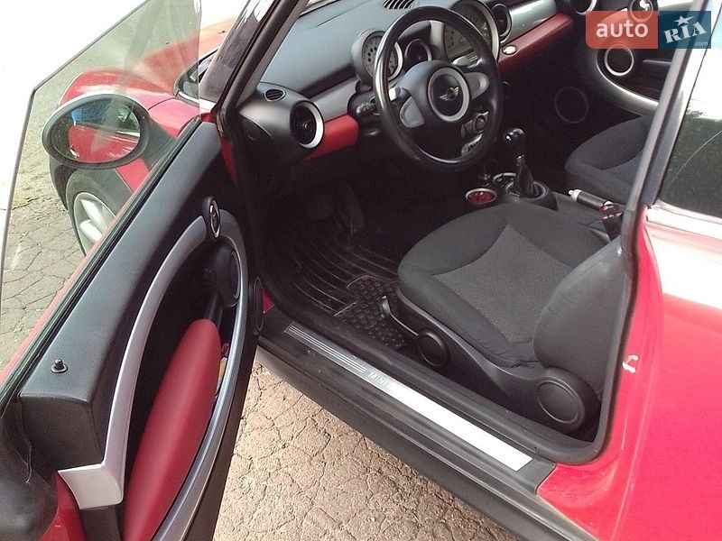 Хэтчбек MINI Cooper 2008 в Талалаевке