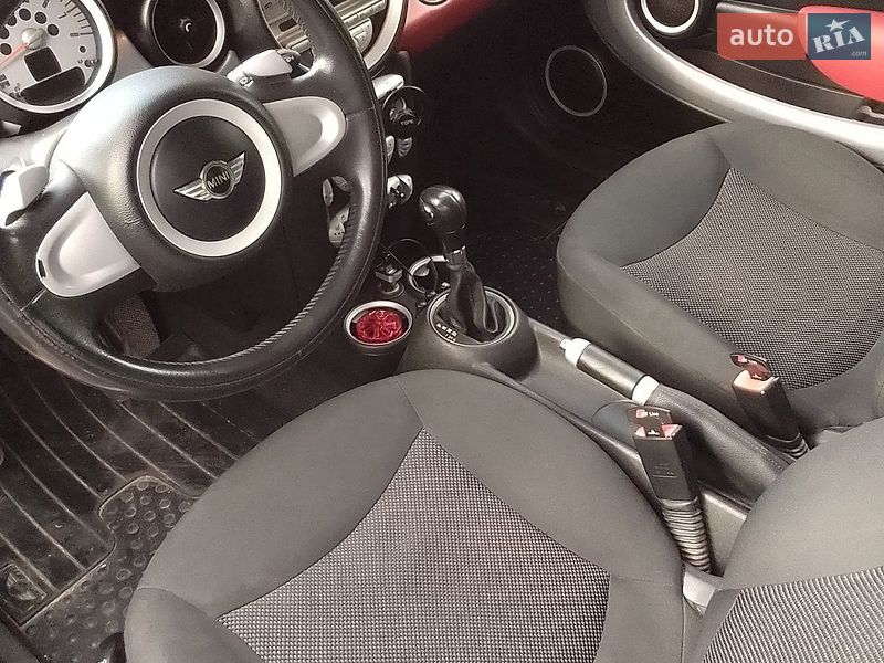 Хэтчбек MINI Cooper 2008 в Талалаевке