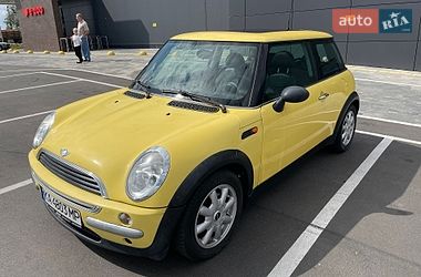Хетчбек MINI Cooper 2002 в Бучі Хетчбек MINI Cooper 2002 в Бучі