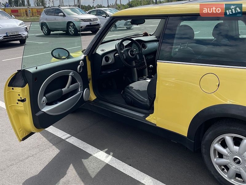 Хетчбек MINI Cooper 2002 в Бучі