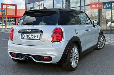 Хэтчбек MINI Cooper 2015 в Киеве