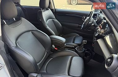 Хэтчбек MINI Cooper 2015 в Киеве