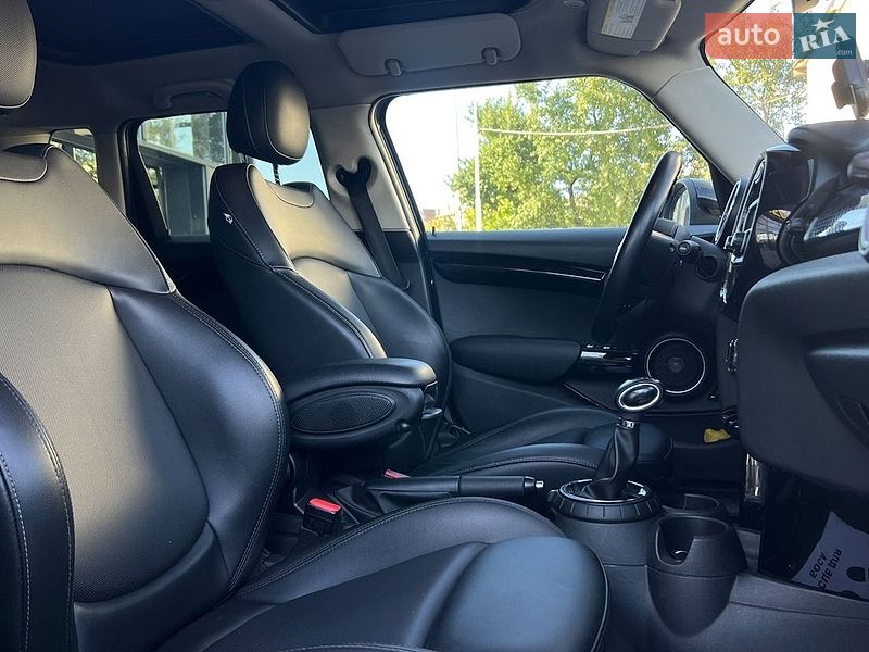 Хетчбек MINI Cooper 2014 в Івано-Франківську