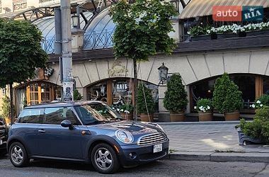 Хэтчбек MINI Cooper 2010 в Киеве