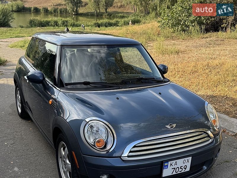 Хетчбек MINI Cooper 2010 в Києві