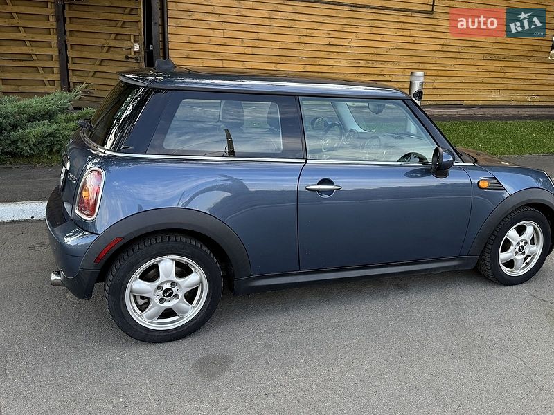 Хетчбек MINI Cooper 2010 в Києві