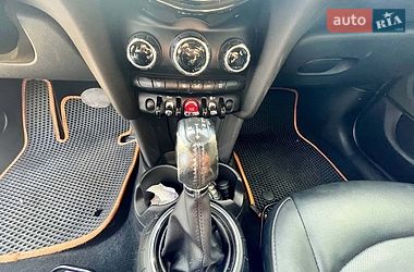 Хэтчбек MINI Cooper 2015 в Киеве