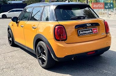 Хэтчбек MINI Cooper 2015 в Киеве