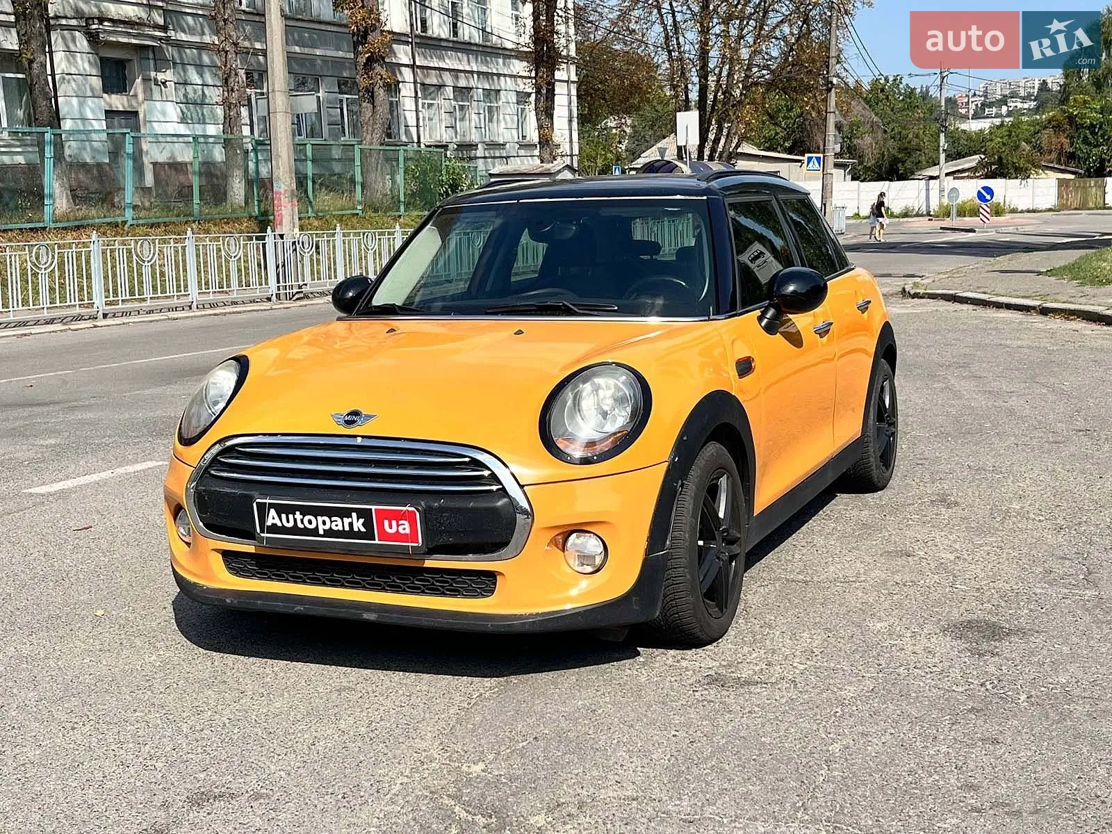 2015 MINI Cooper - фото 1