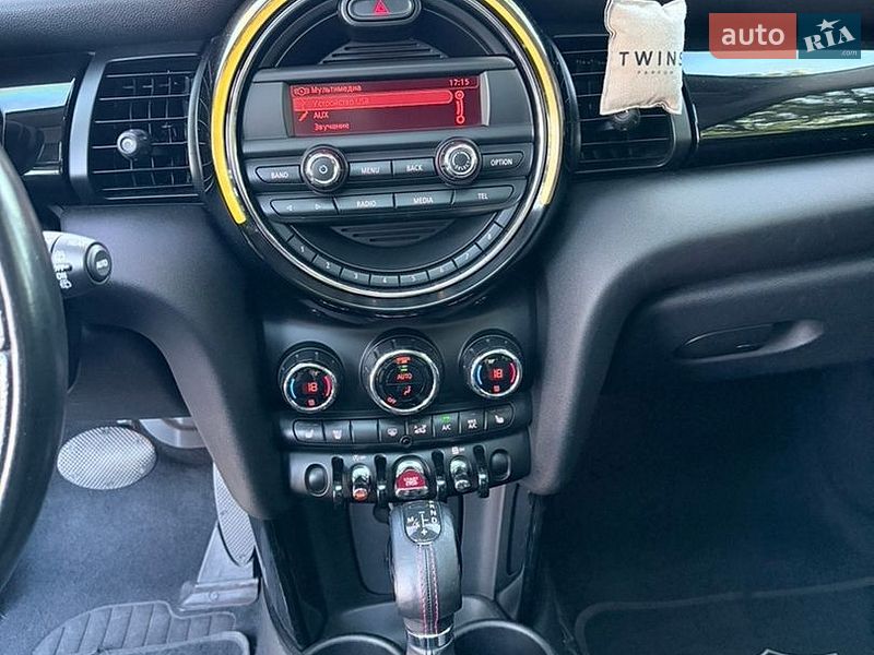 Хетчбек MINI Cooper 2015 в Харкові
