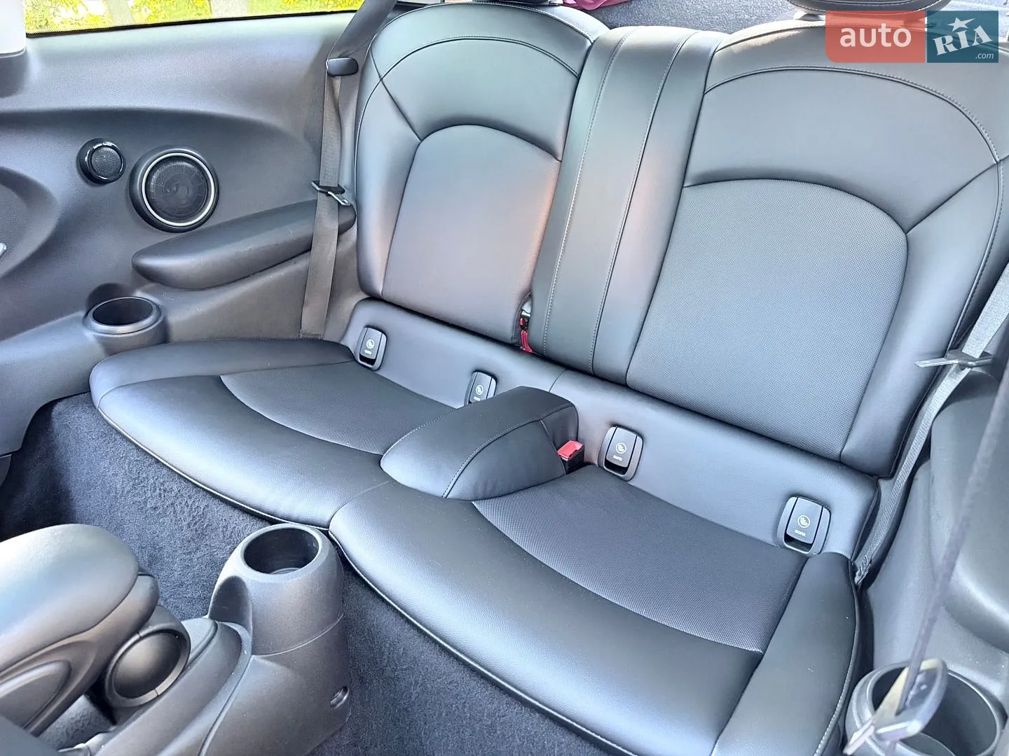 2015 MINI Cooper - мініатюра 24