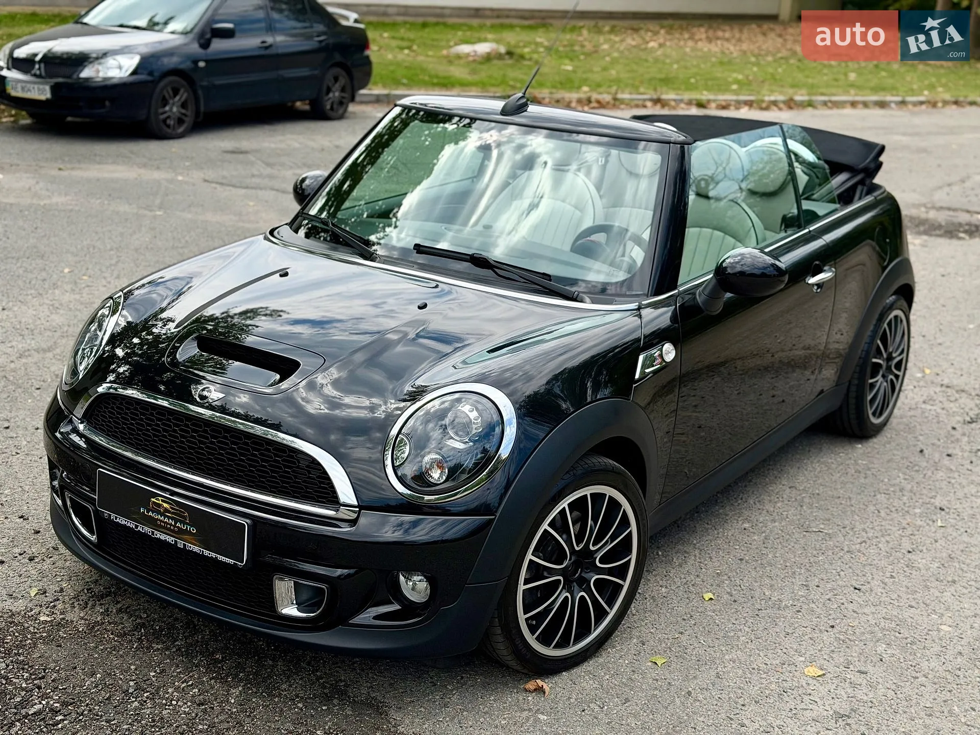 2012 MINI Cooper - мініатюра 13