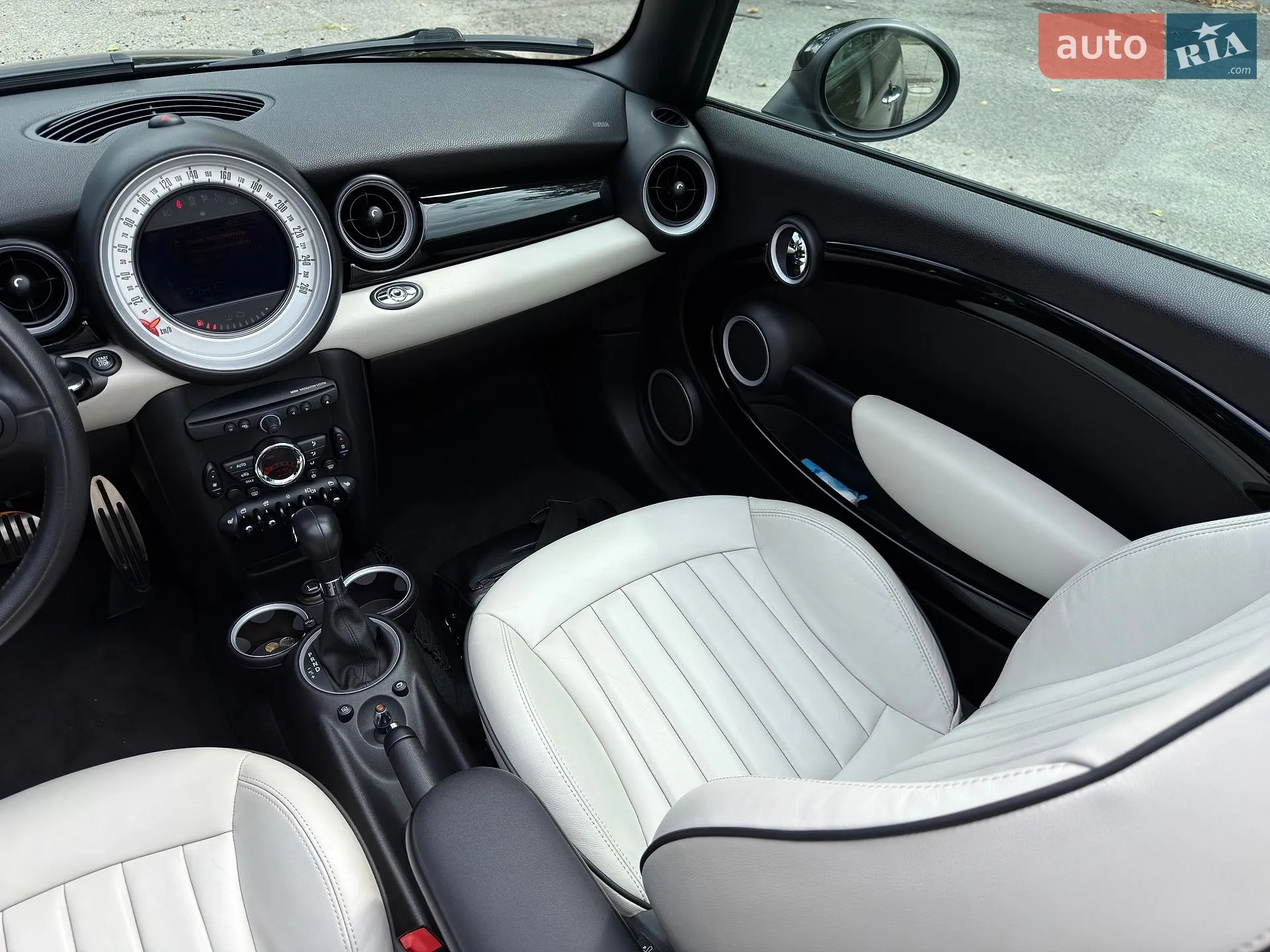 2012 MINI Cooper - мініатюра 25
