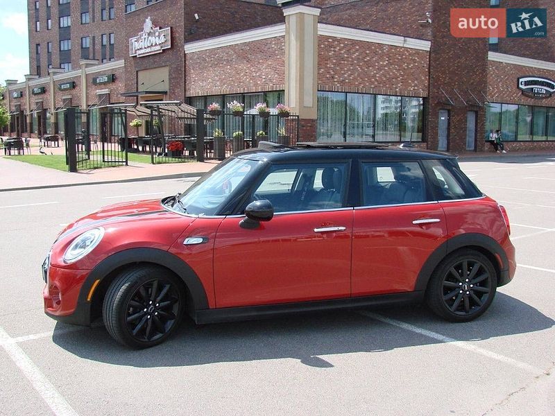 Хетчбек MINI Cooper 2015 в Києві