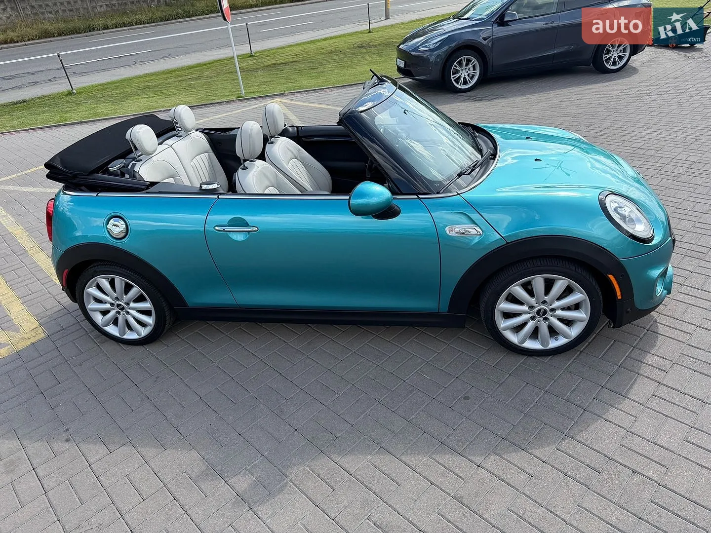 2017 MINI Cooper - мініатюра 12