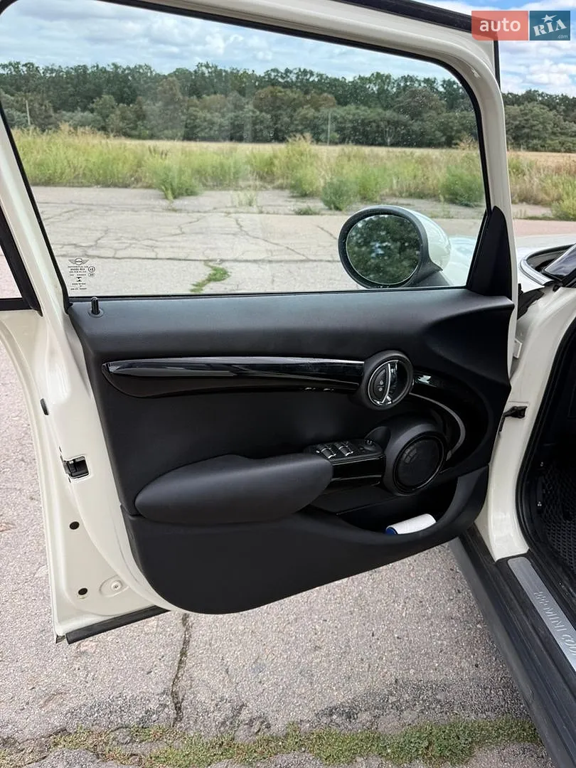 2015 MINI Cooper - мініатюра 11