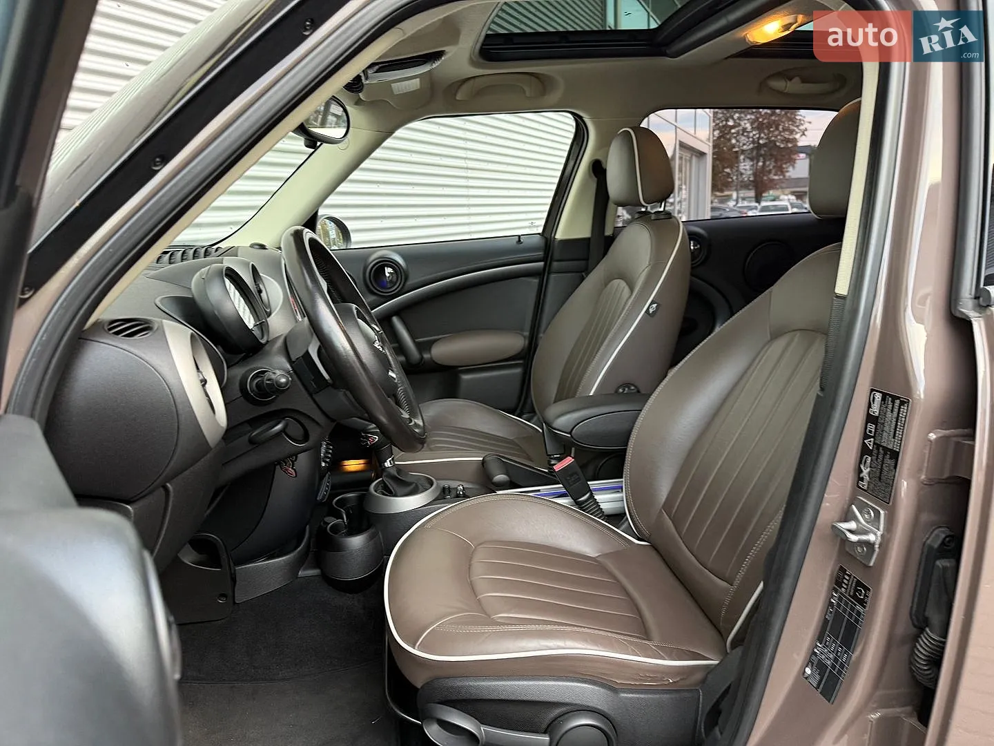 2010 MINI Cooper - мініатюра 27
