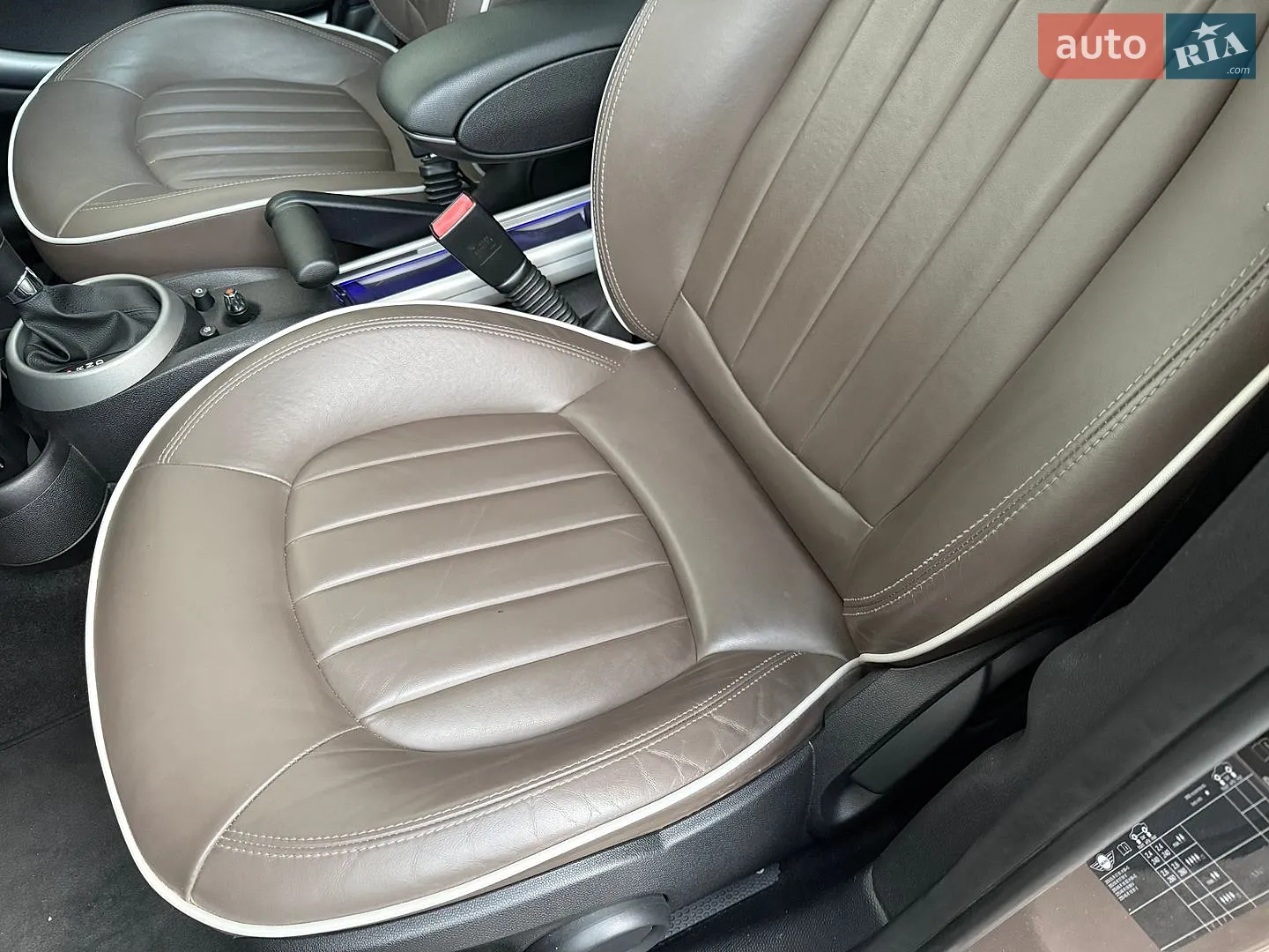 2010 MINI Cooper - мініатюра 30
