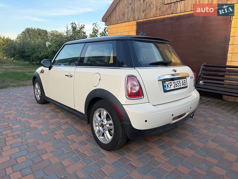 Хэтчбек MINI Cooper 2013 в Переяславе
